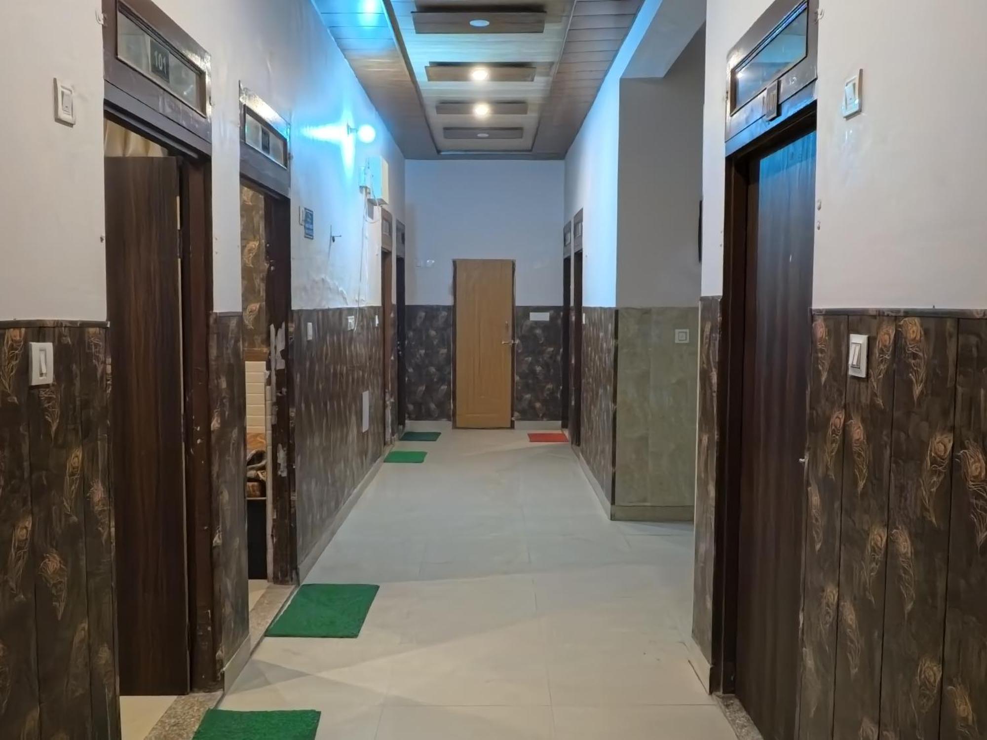 Hotel Aapno Shyam And Restaurant Khatu Ngoại thất bức ảnh