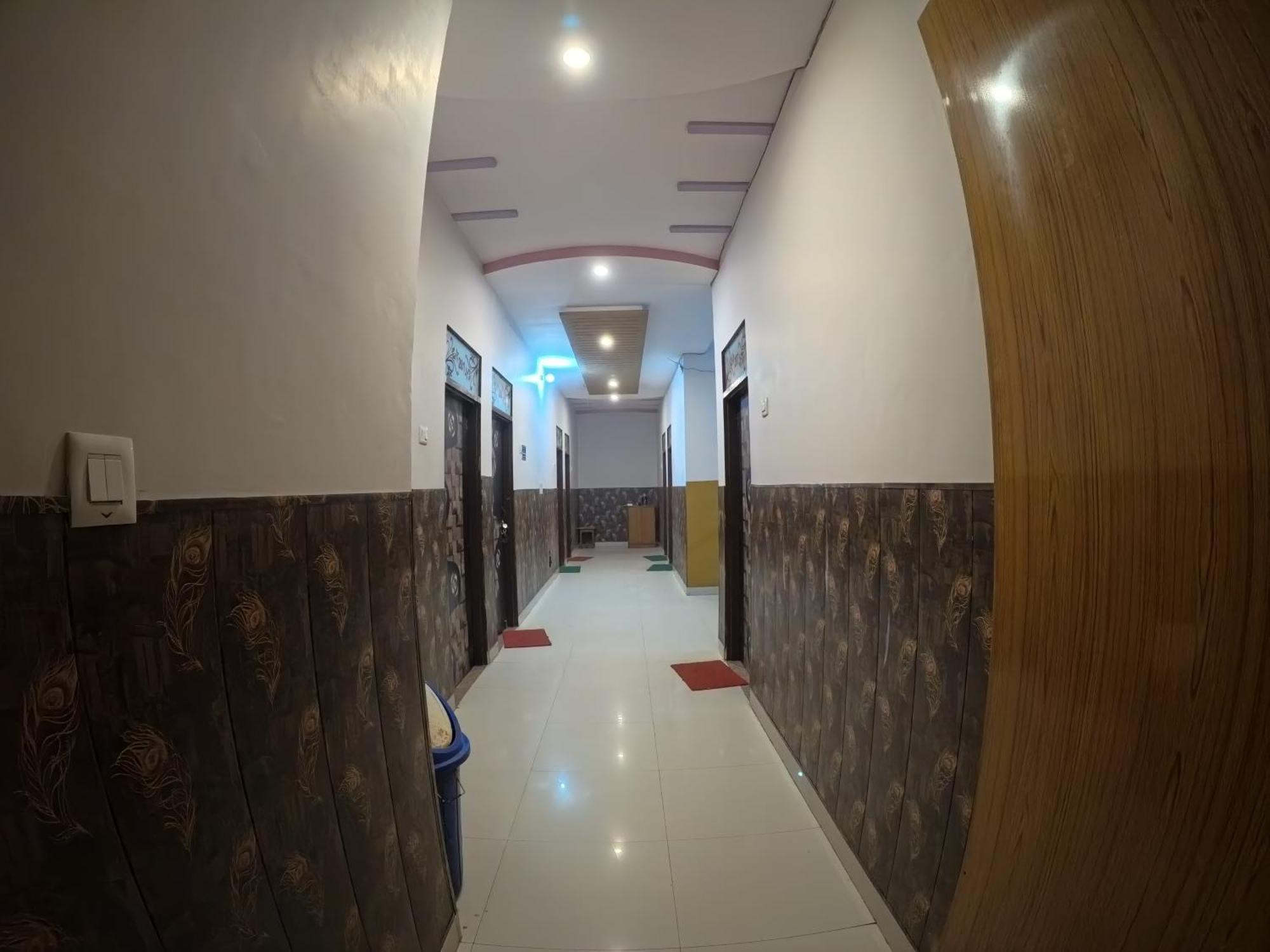 Hotel Aapno Shyam And Restaurant Khatu Ngoại thất bức ảnh