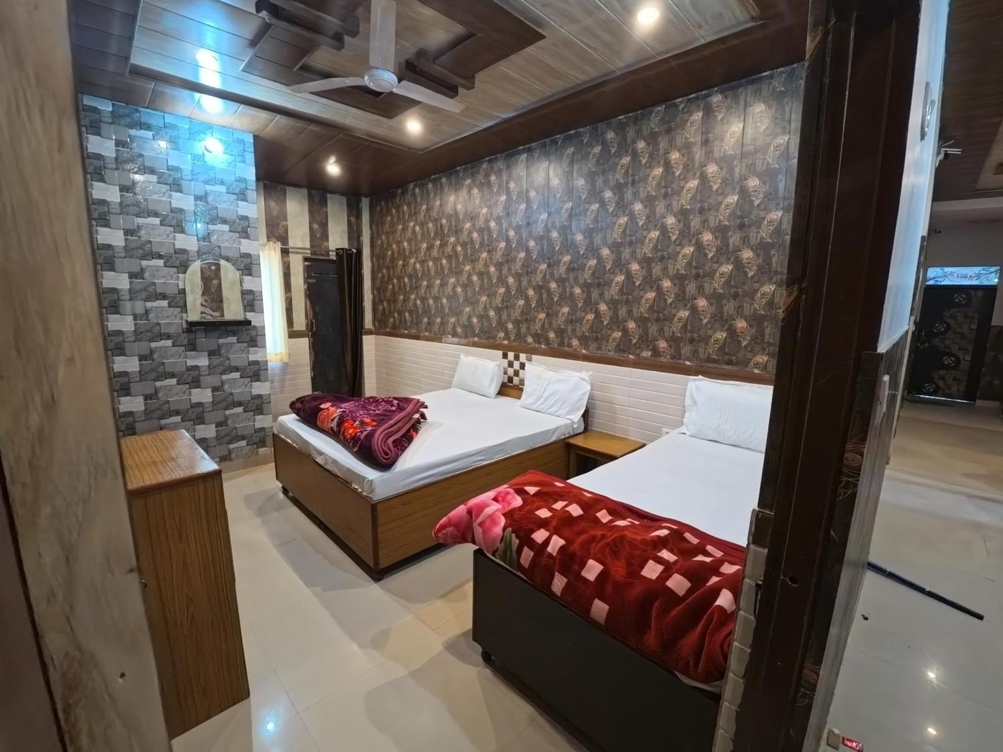 Hotel Aapno Shyam And Restaurant Khatu Ngoại thất bức ảnh